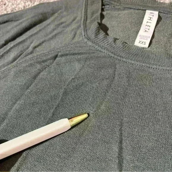 Athleta Women's Size Oversized  Pullover Sweater Green Long Sleeve Size XXS - Picture 7 of 12